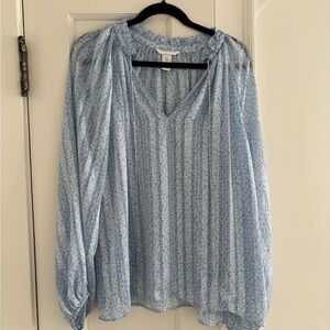 Light Blue Floral V-Neck Long Sleeve Women's Top